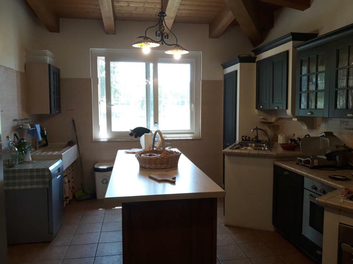 Agriturismo La Casina Rosa กามิลยาเตลโล ซีลาโน ภายนอก รูปภาพ